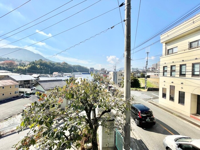 物件内観写真17　(室内からの展望)