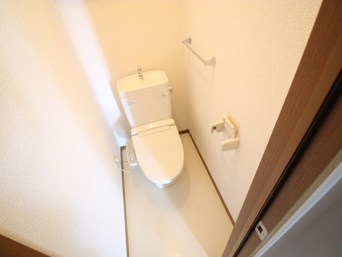 物件内観写真10　(トイレ)