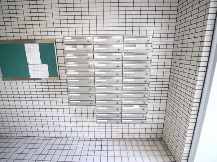 物件外観写真6　(建物設備)