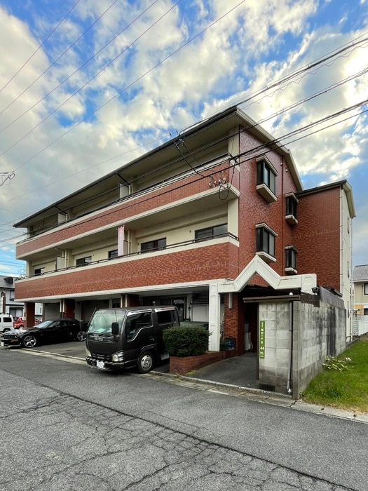 下野コーポの物件外観写真