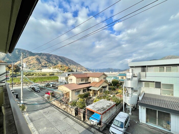 物件内観写真19　(室内からの展望)