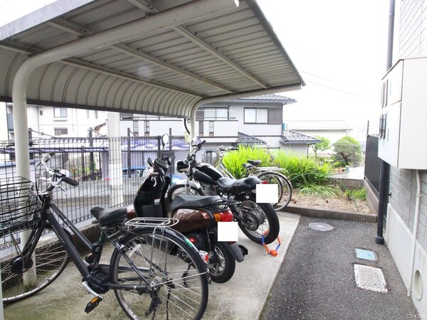 駐輪場
