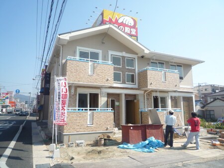 アイヴィ－クレスト外観写真