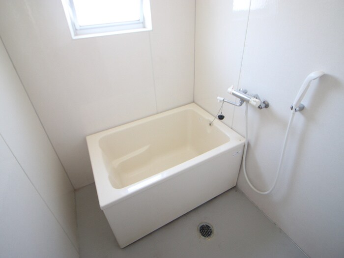 物件内観写真12　(バス／シャワールーム等)