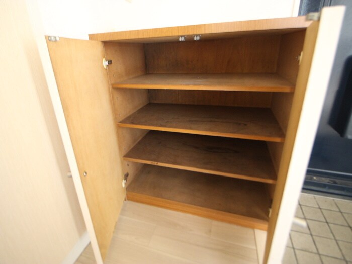 物件内観写真15　(靴箱)