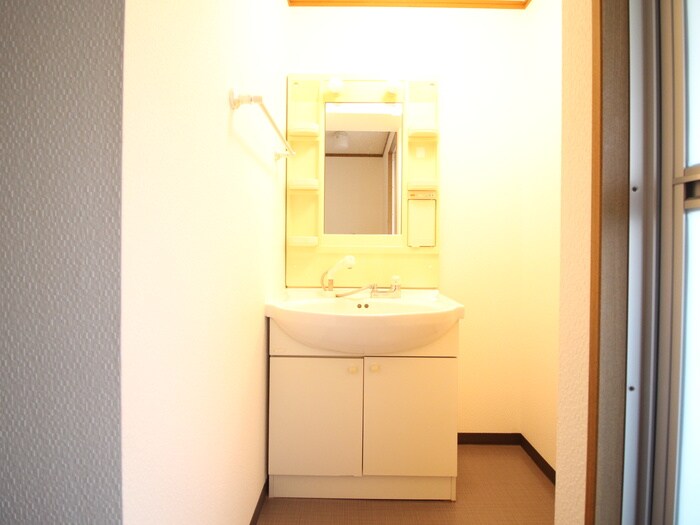 物件内観写真11　(洗面)