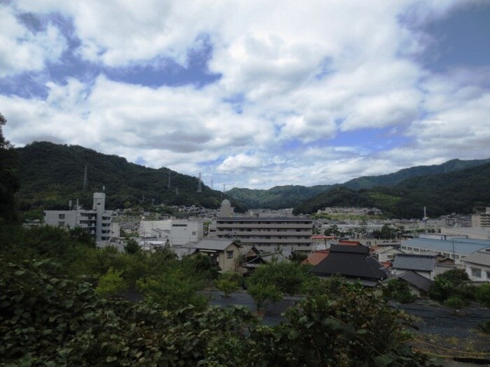 物件内観写真16　(室内からの展望)