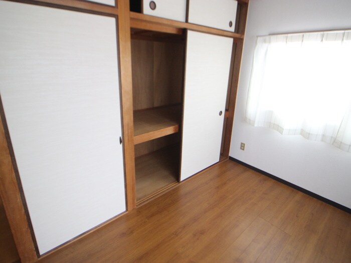 物件内観写真11　(収納)