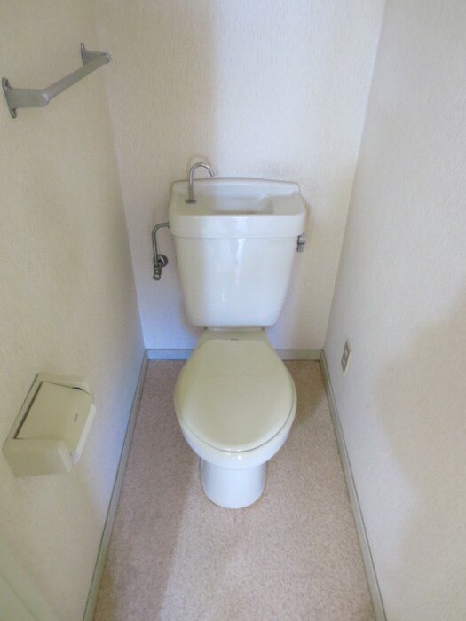 物件内観写真12　(トイレ)