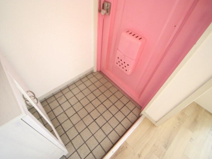 物件内観写真17　(玄関)