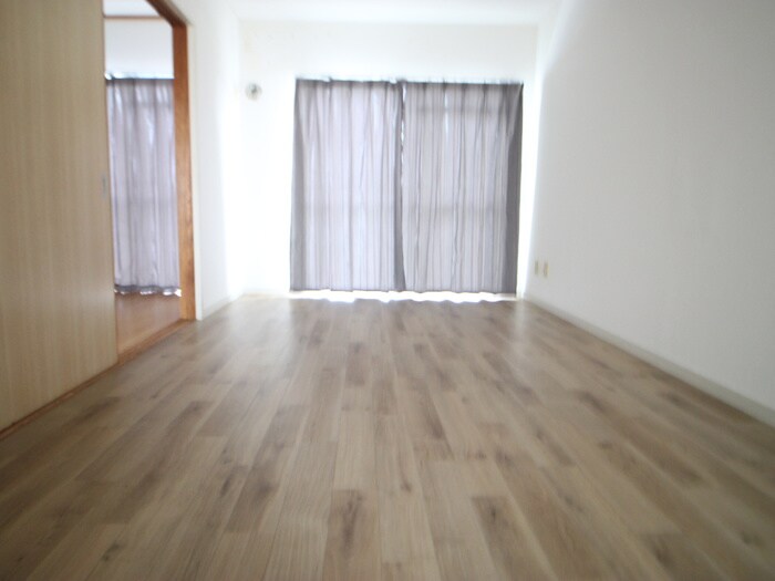 物件内観写真21　(居室)