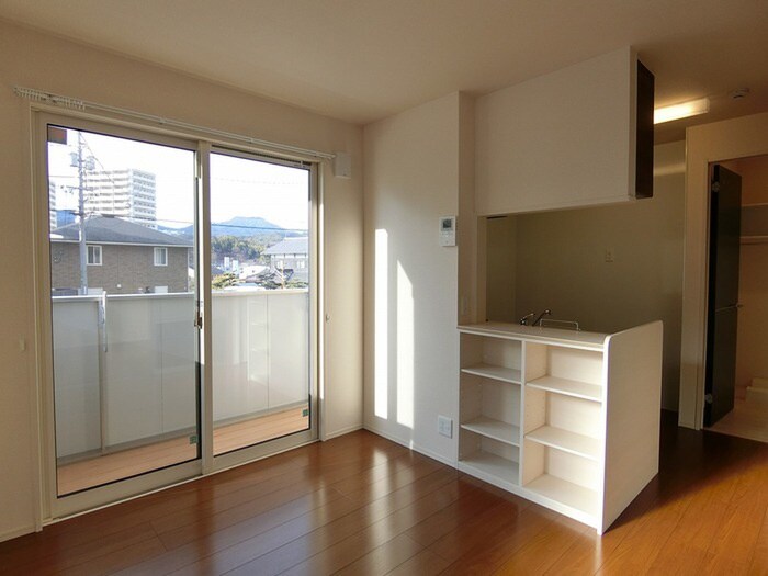 物件内観写真4　(居室)