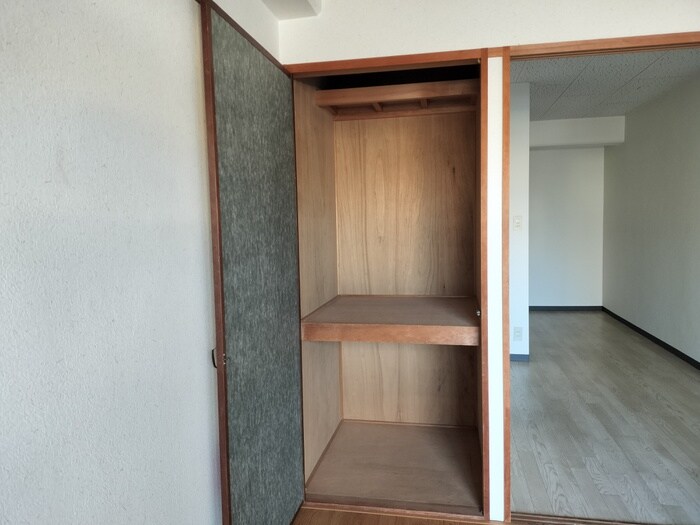 物件内観写真10　(収納)