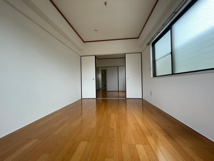 物件内観写真21　(居室)