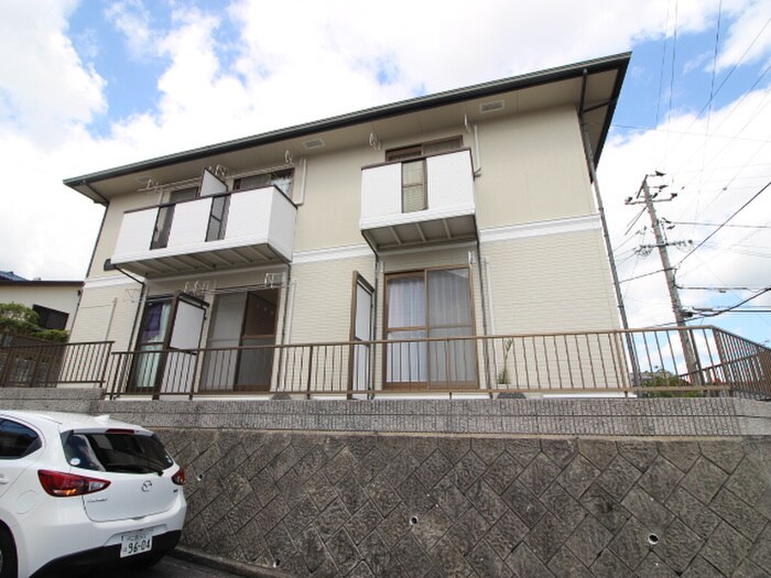 物件外観写真2　(外観写真)