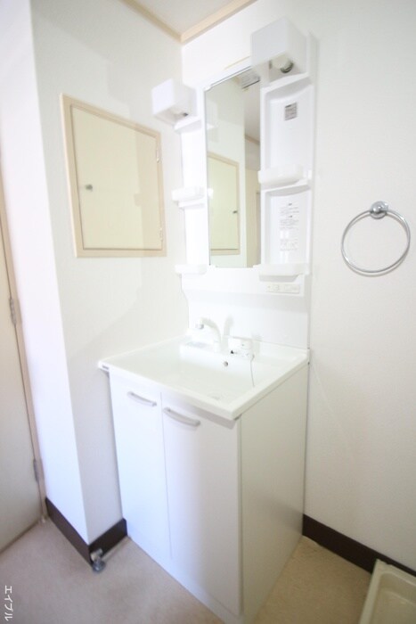 物件内観写真8　(洗面)