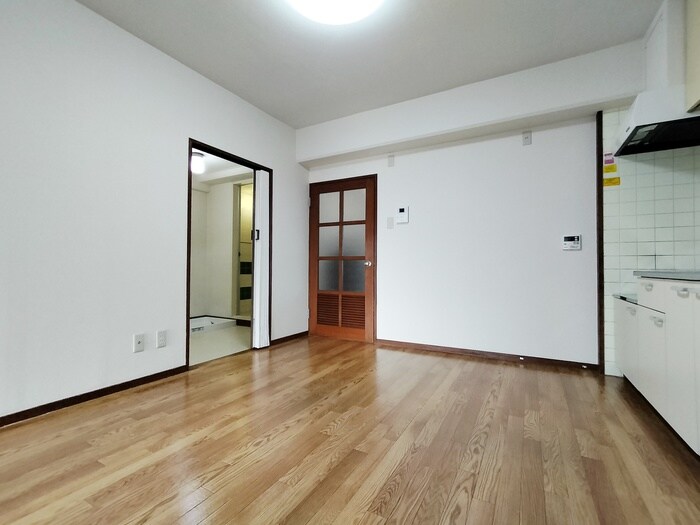 物件内観写真19　(居室)