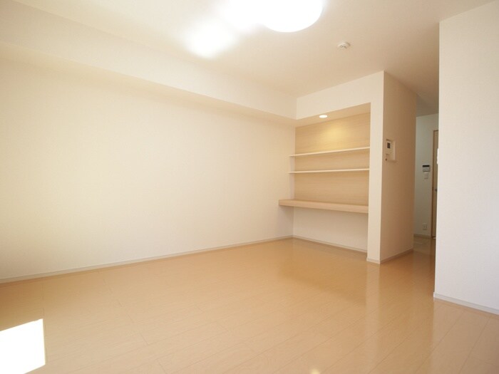 物件内観写真3　(居室)