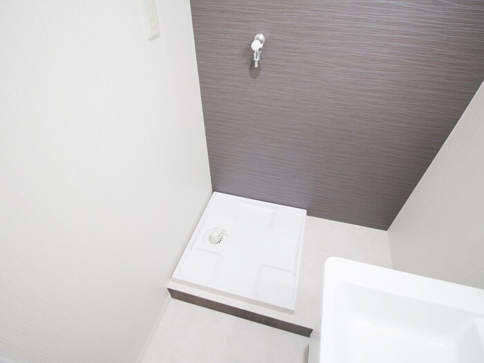 物件内観写真13　(洗濯機置場)