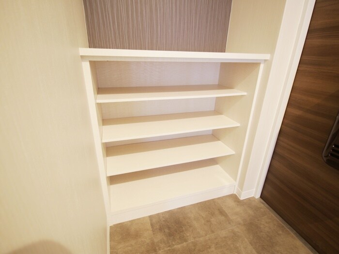 物件内観写真15　(靴箱)