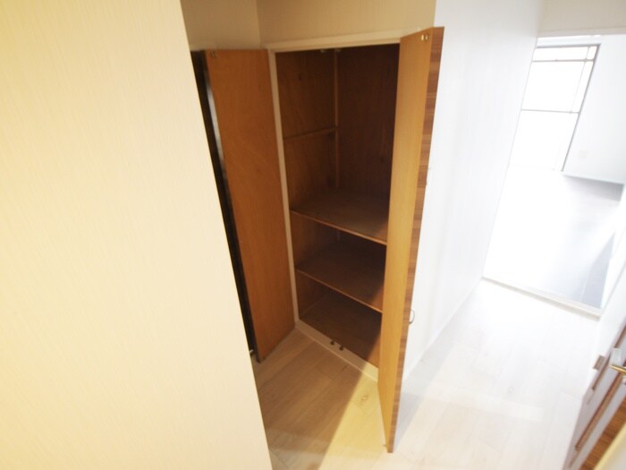 物件内観写真16　(内観写真)