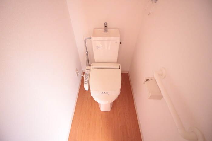 物件内観写真10　(トイレ)