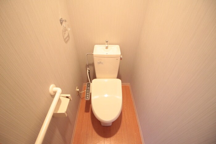 物件内観写真10　(トイレ)