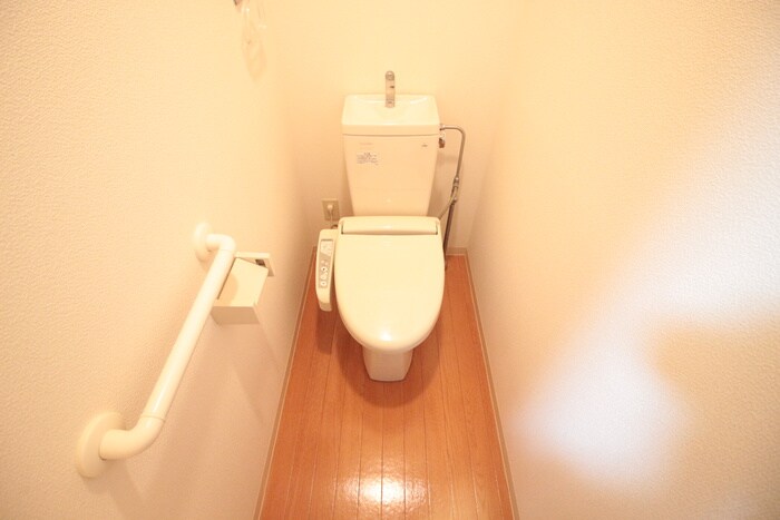 物件内観写真10　(トイレ)