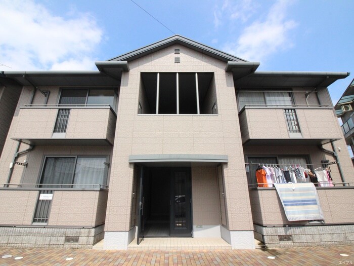 物件外観写真2　(外観写真)