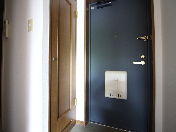 物件内観写真14　(靴箱)