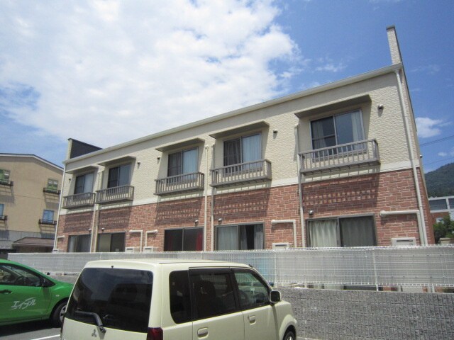 物件外観写真2　(外観写真)