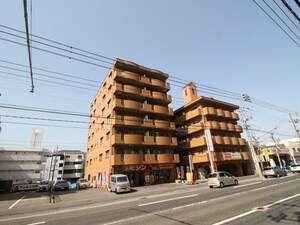 セレッソコート庚午中外観写真
