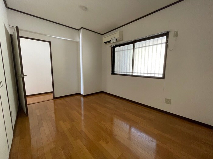 物件内観写真5　(居室)