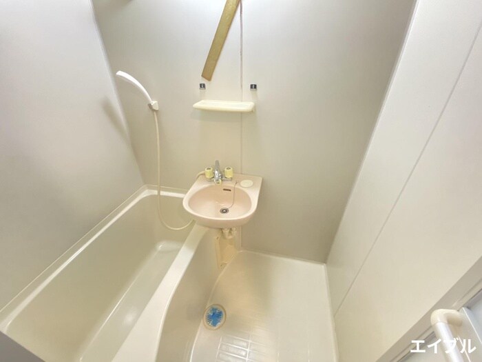 物件内観写真11　(洗面)