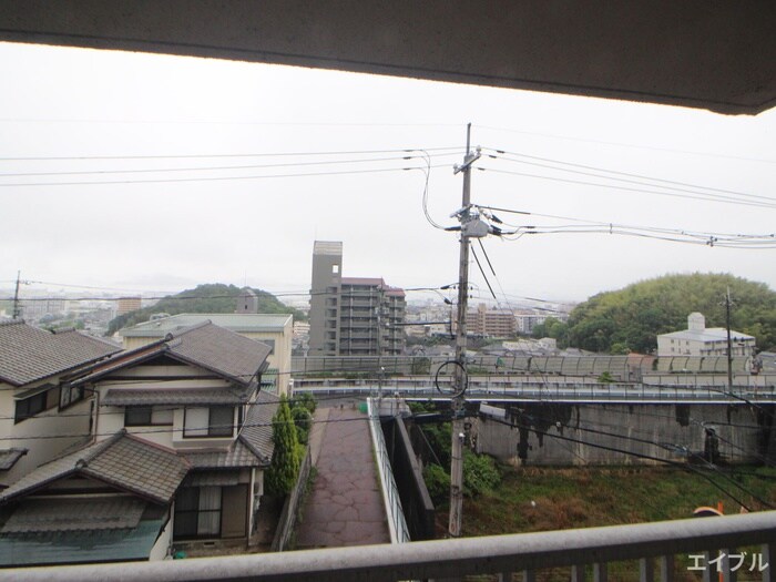 物件内観写真16　(室内からの展望)