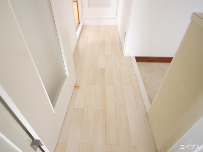 物件内観写真22　(廊下)