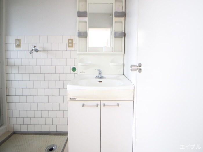 物件内観写真11　(洗面)