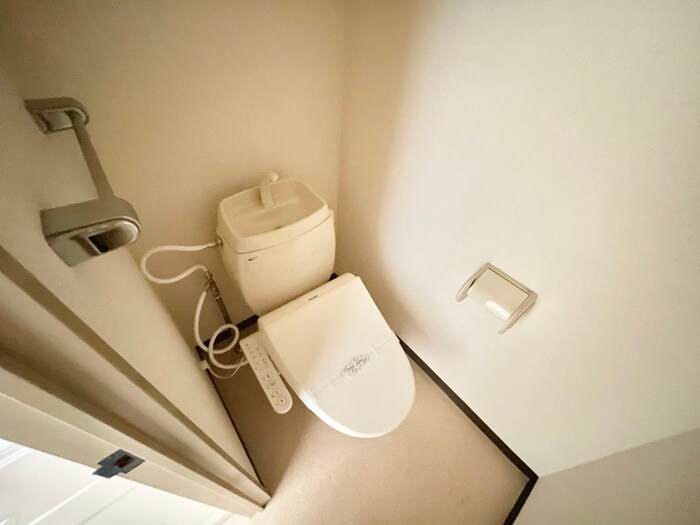 物件内観写真10　(トイレ)