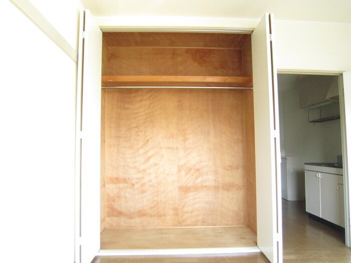 物件内観写真11　(収納)