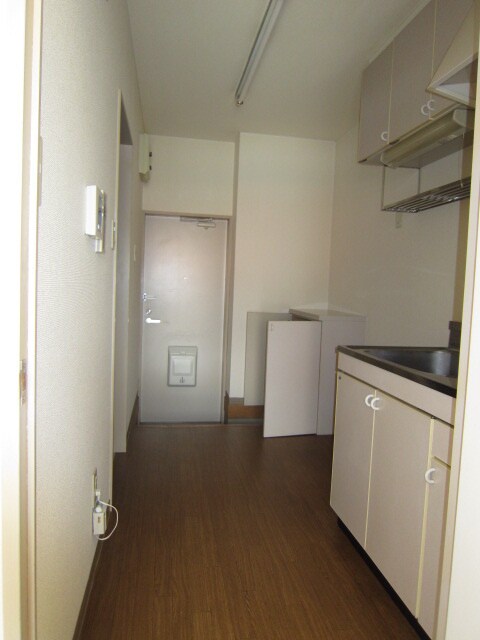 物件内観写真15　(廊下)