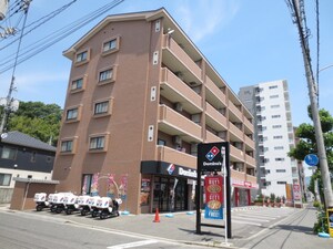リザイヤビル外観写真