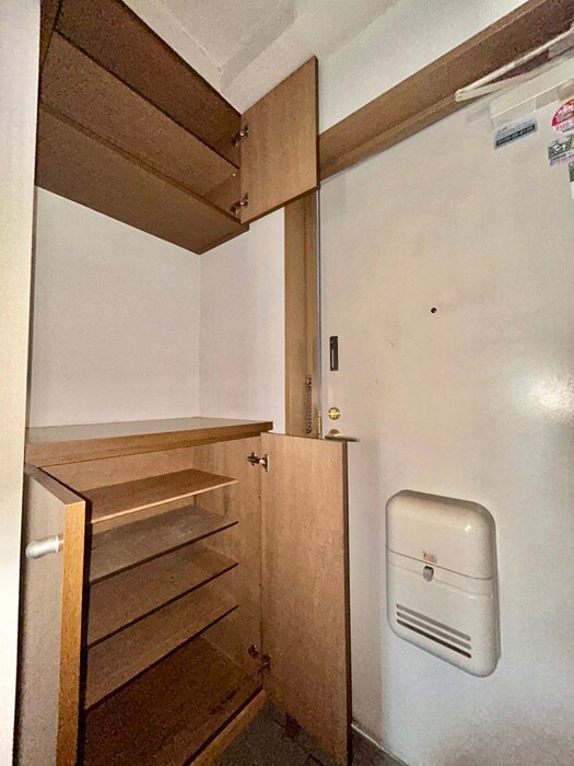 物件内観写真15　(靴箱)