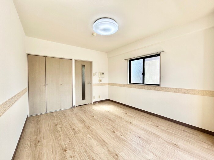 物件内観写真10　(居室)