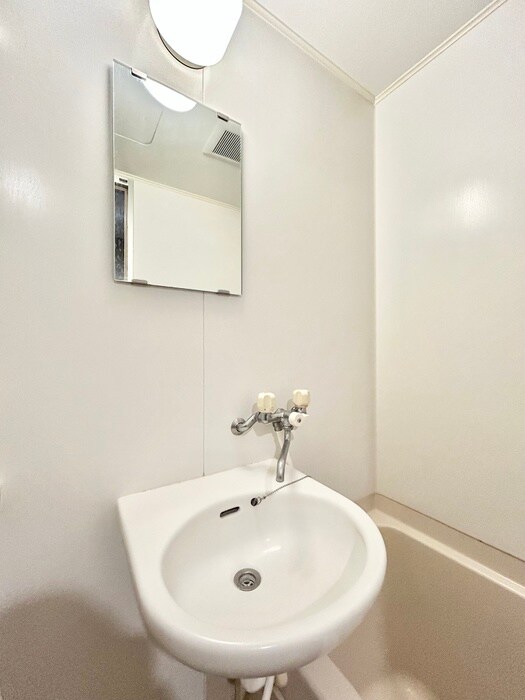 物件内観写真13　(洗面)