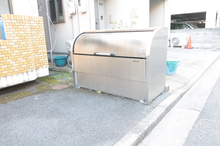 物件外観写真6　(建物設備)