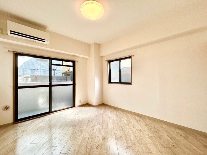 物件内観写真8　(居室)