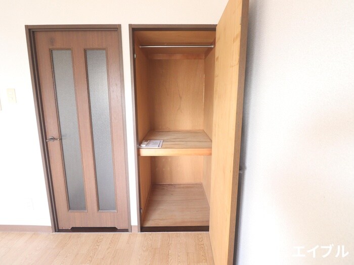 物件内観写真13　(収納)