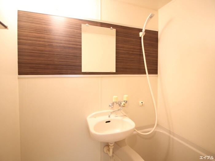 物件内観写真11　(洗面)