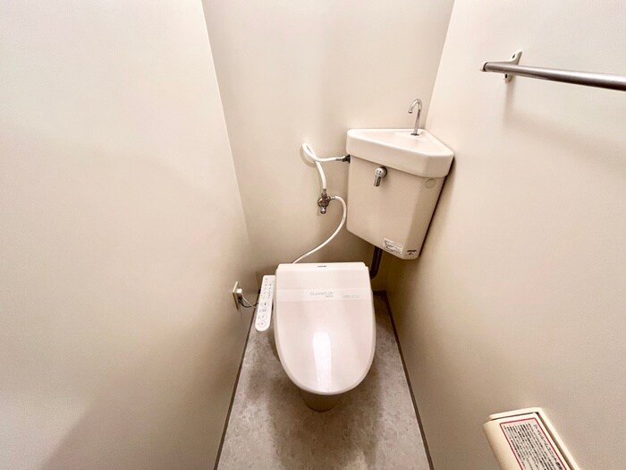 物件内観写真13　(トイレ)