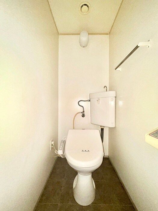 物件内観写真14　(トイレ)